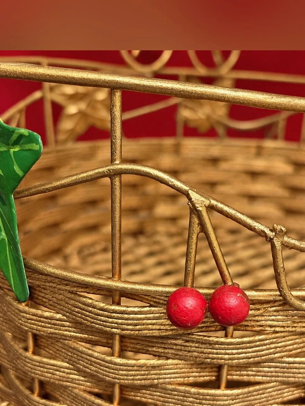 Vintage Style Gold Woven Basket Cherry Ivy Fruit Decorative Metal Handle Cottage